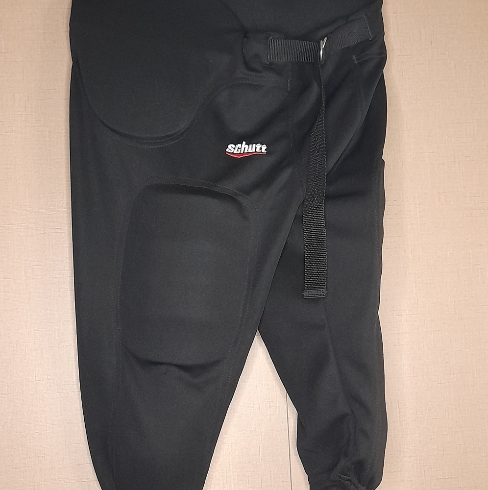 Schutt Football Pants With Pads